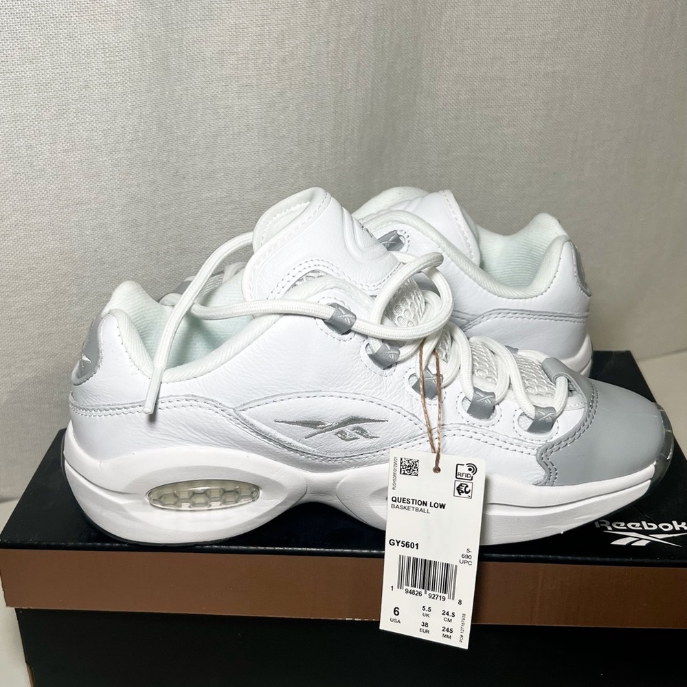 REEBOX QUESTION LOW JUNIOR BASKETBALL SHOES SIZE 6! NEW WITH TAGS & BOX!!